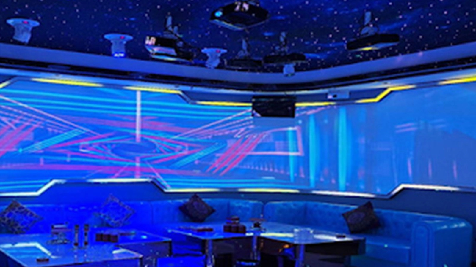 Immersive-KTV-Projection Immersive KTV Projection