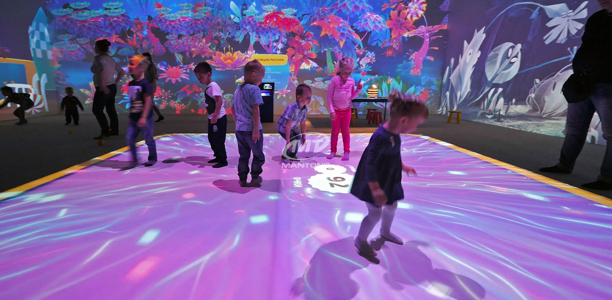 Indoor-floor-projection Indoor-floor-projection