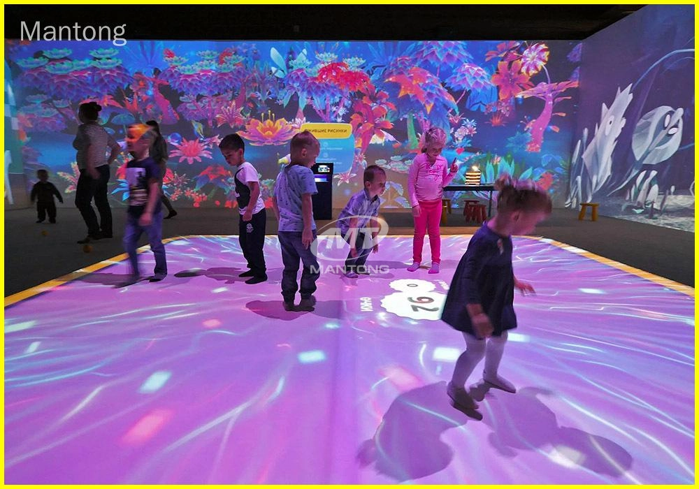 Indoor floor projection_01