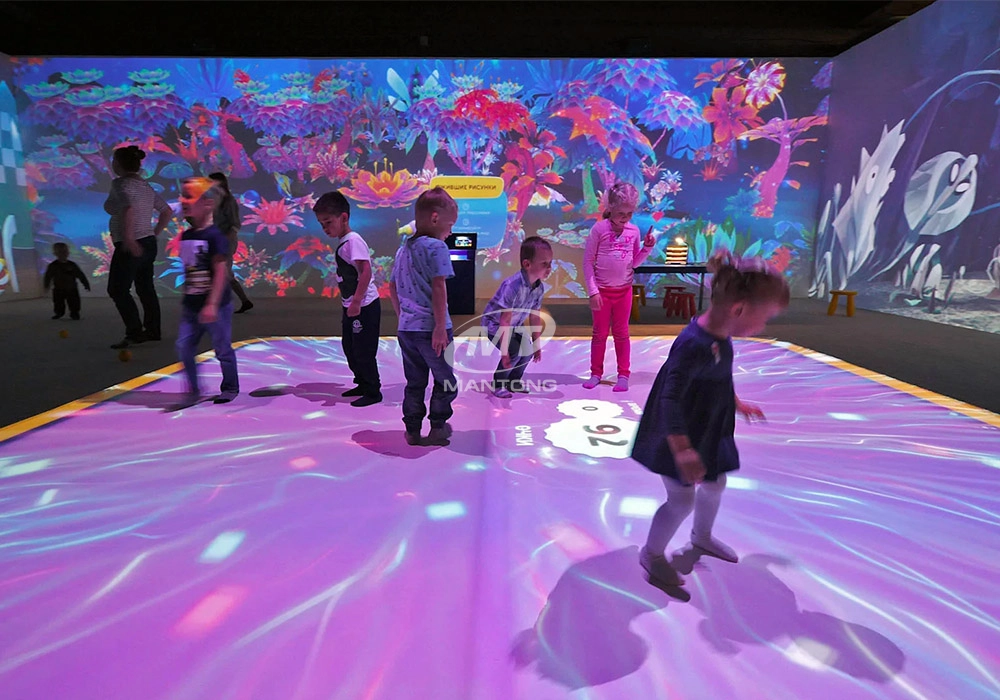 Indoor floor projection_01