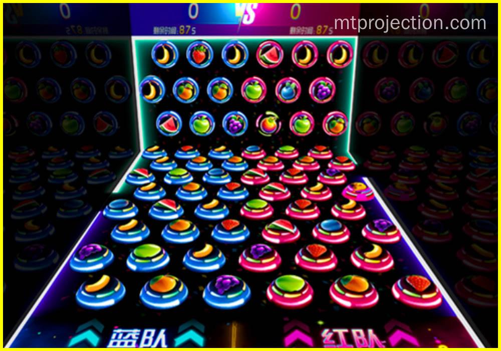 Interactive projection games rotating bouncing sphere_02