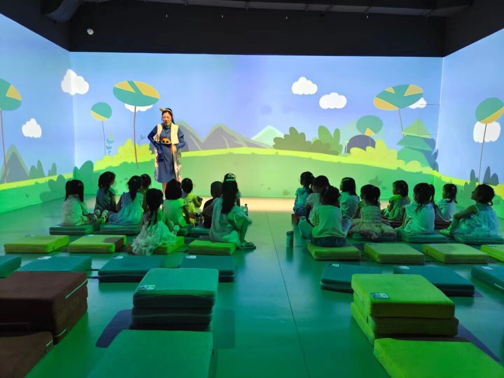 interactive projection in school use