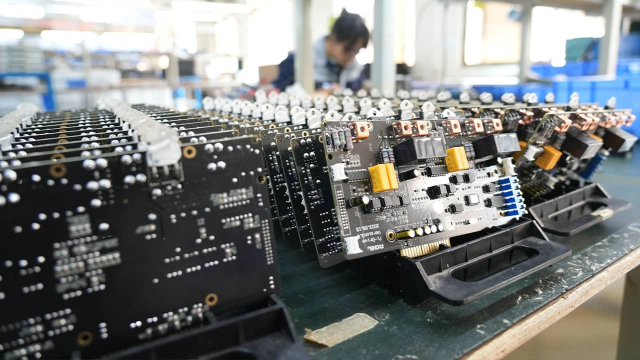 Professional Production Workshop - RGB Lighting