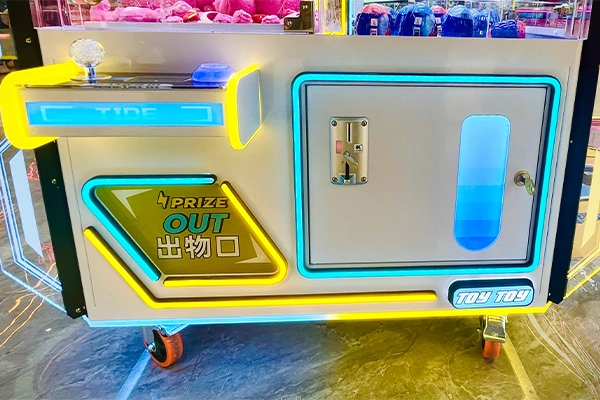 Gift-door,slot,-console1 Gift door,slot, console1