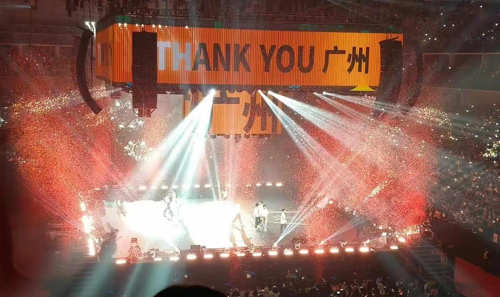 1500W Waterproof Moving Head Strobe Light creating high-impact effects for live concert - Colorful Light