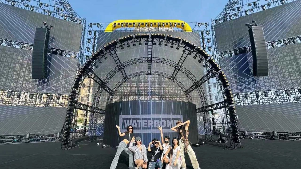 2025-Macau-WATERBOMB-Water-Music-Festival-1 - Colorful Light
