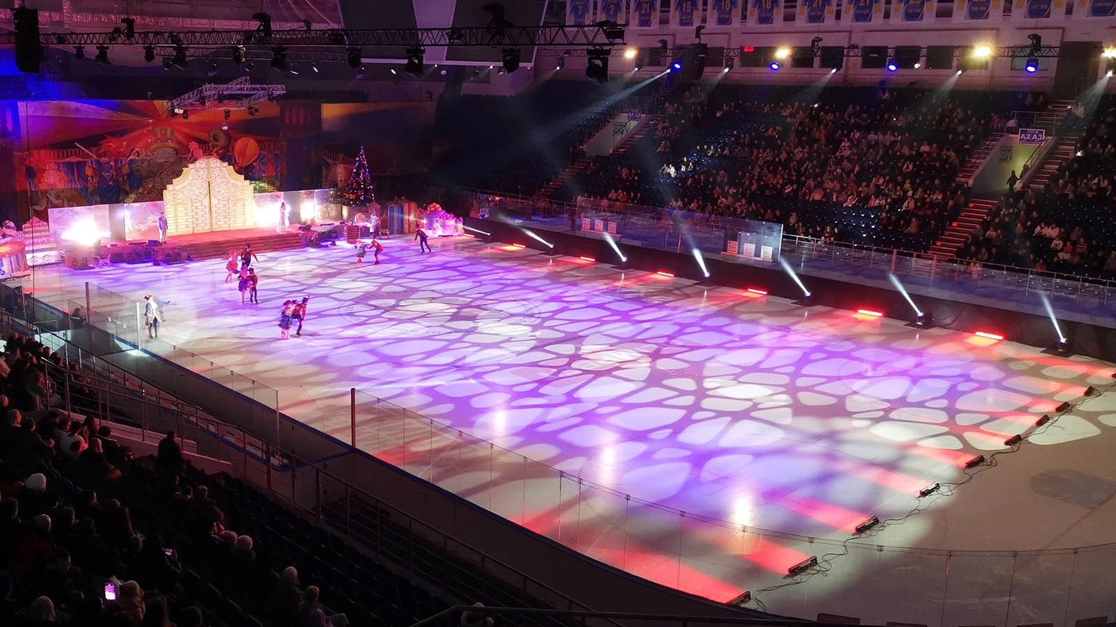 20x15W RGBW 4in1 IP65 Pixel Wall Wash Bar used for arena ice show lighting - Colorful Light