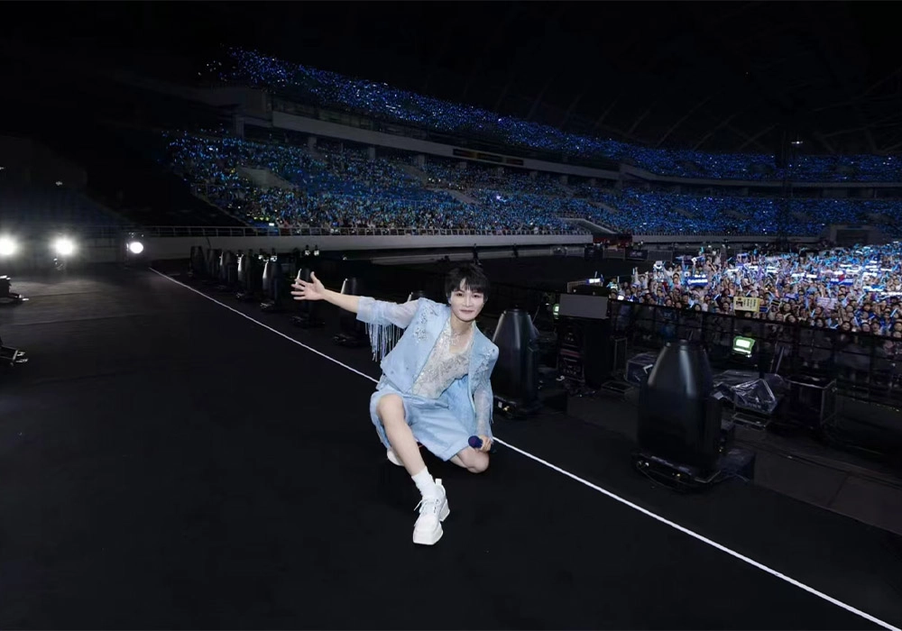 1000W Waterproof Moving Head Strobe Light used in Zhou Shen 2024 Tour concert stage - Colorful Light