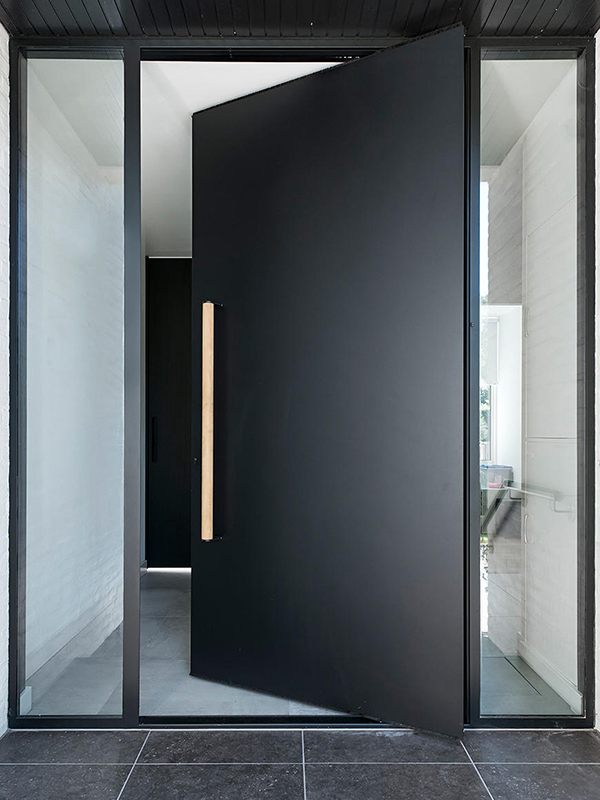 center pivot door