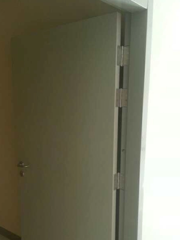 Porte de la salle d'hôpital Porte de la salle d'hôpital