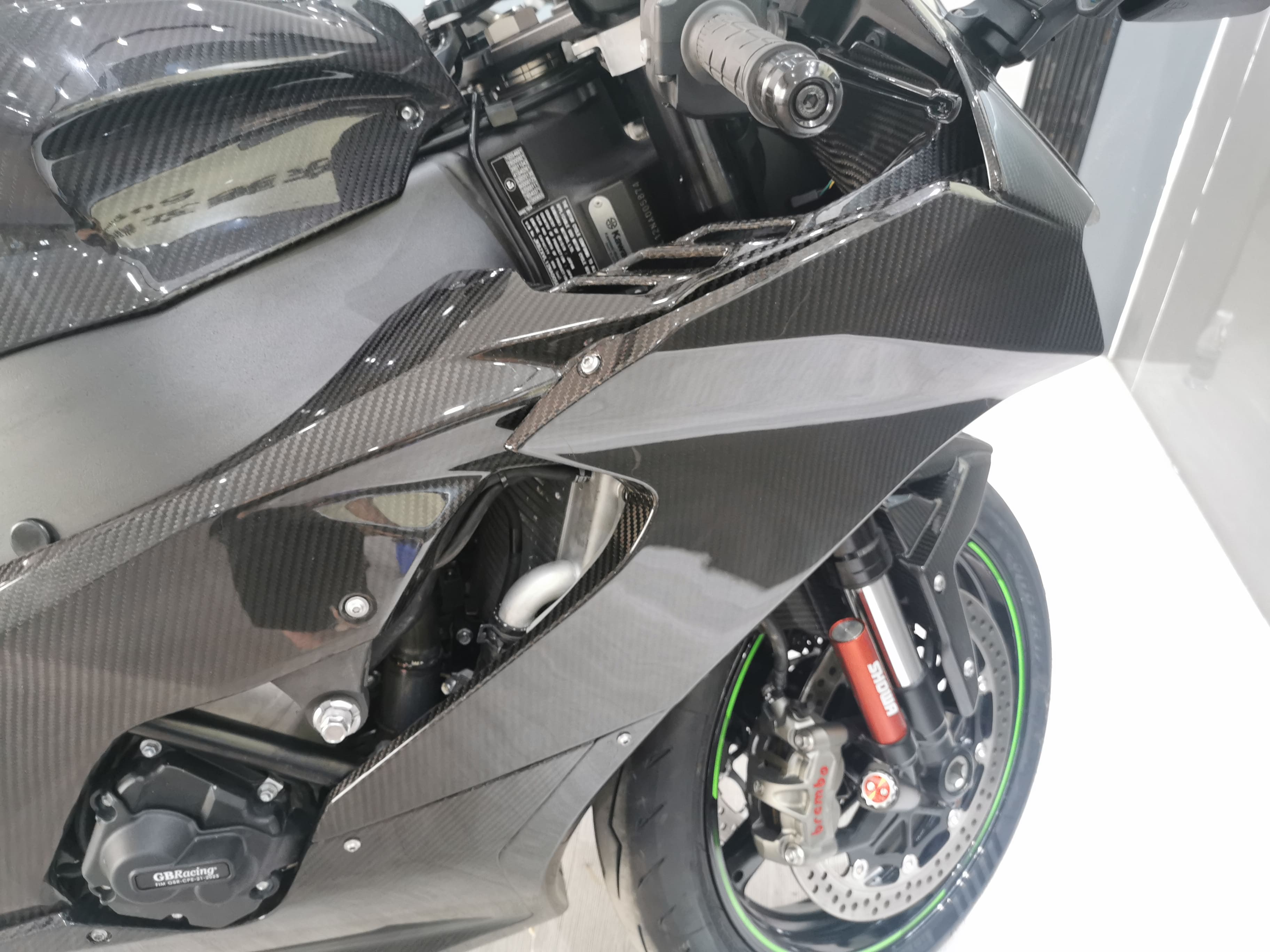 Kawasaki ZX10R Carbon Fiber Side Fairings