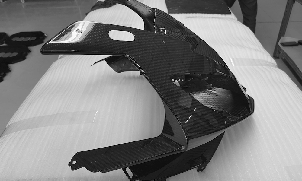 Fabricación de piezas de fibra de carbono Fabricación de piezas de fibra de carbono