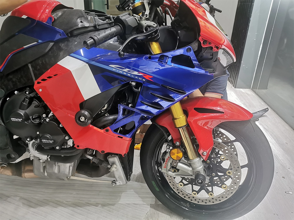 yamaha-r6-fibre-de-carbone yamaha r6 fibre de carbone