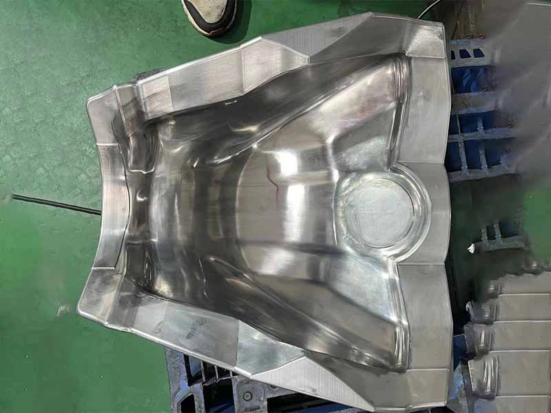 قطع غيار السيارات المصنوعة من ألياف الكربون قطع غيار السيارات المصنوعة من ألياف الكربون