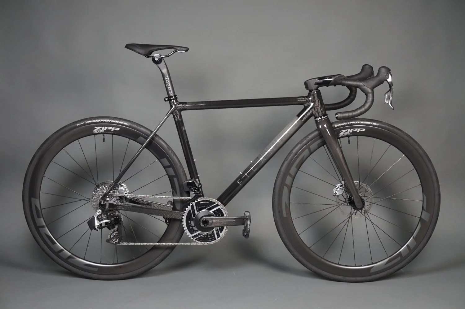 دراجة من ألياف الكربون