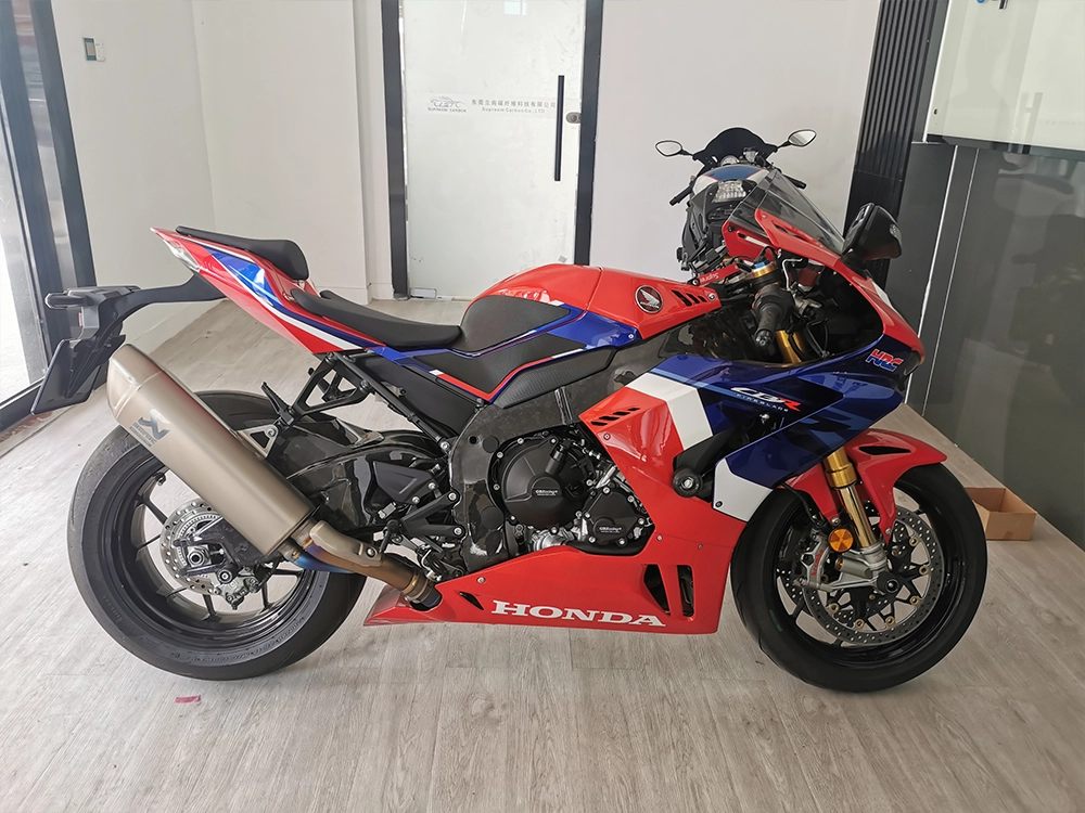 بي ام دبليو-s1000rr-ألياف-الكربون بي ام دبليو s1000rr ألياف الكربون