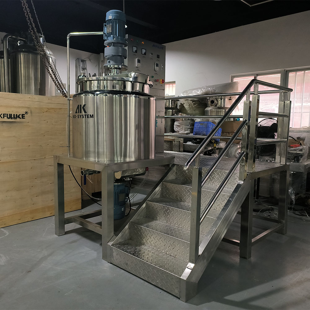 Flip cover homogenizing mixing tank (2)