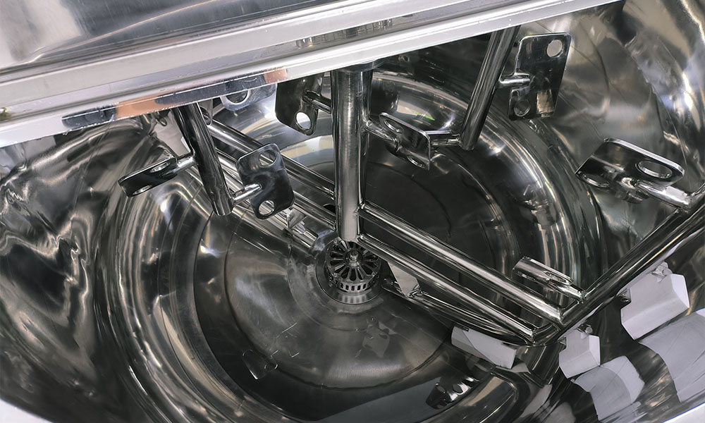 Flip cover homogenizing mixing tank Flip cover homogenizing mixing tank