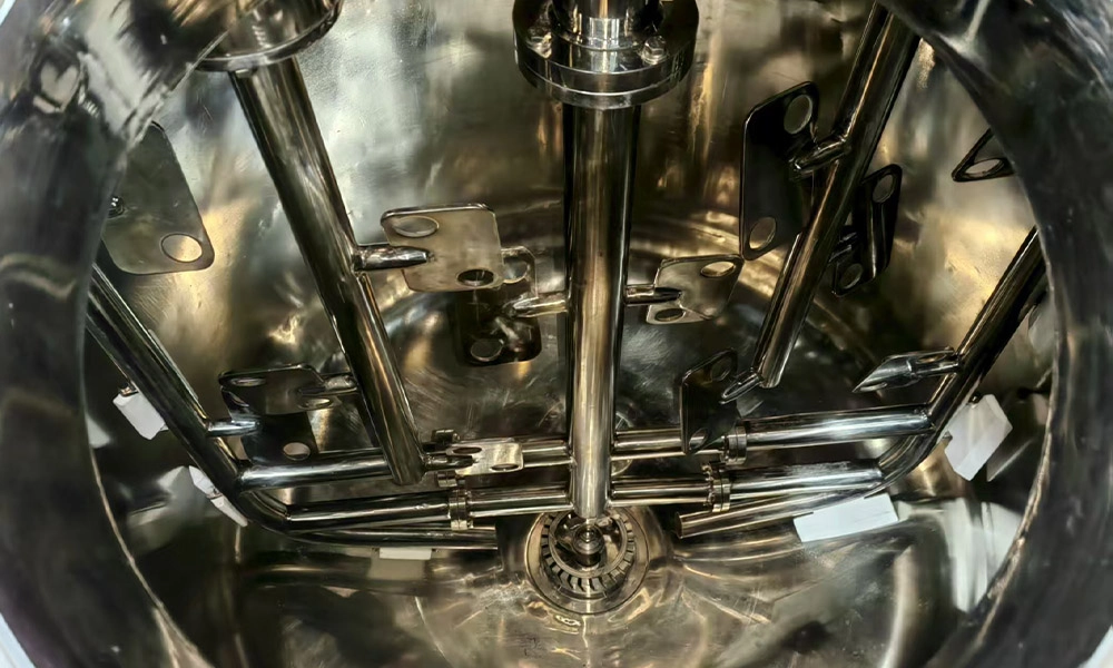 Lifting vacuum emulsifying machine - FULUKE