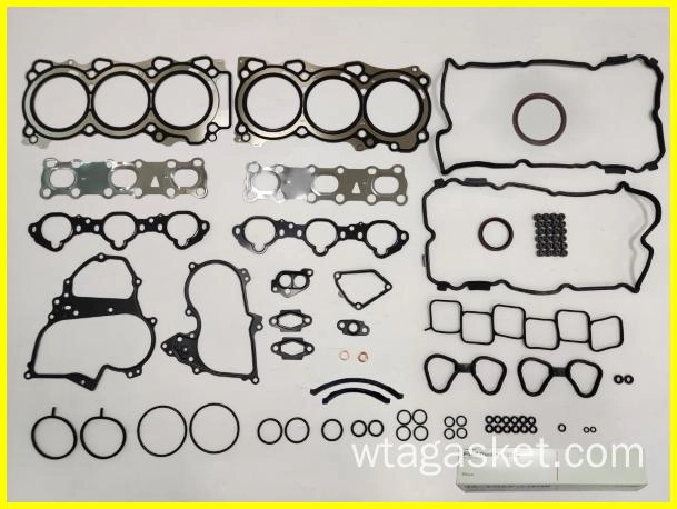 Complete set of engine head gaskets and seals.