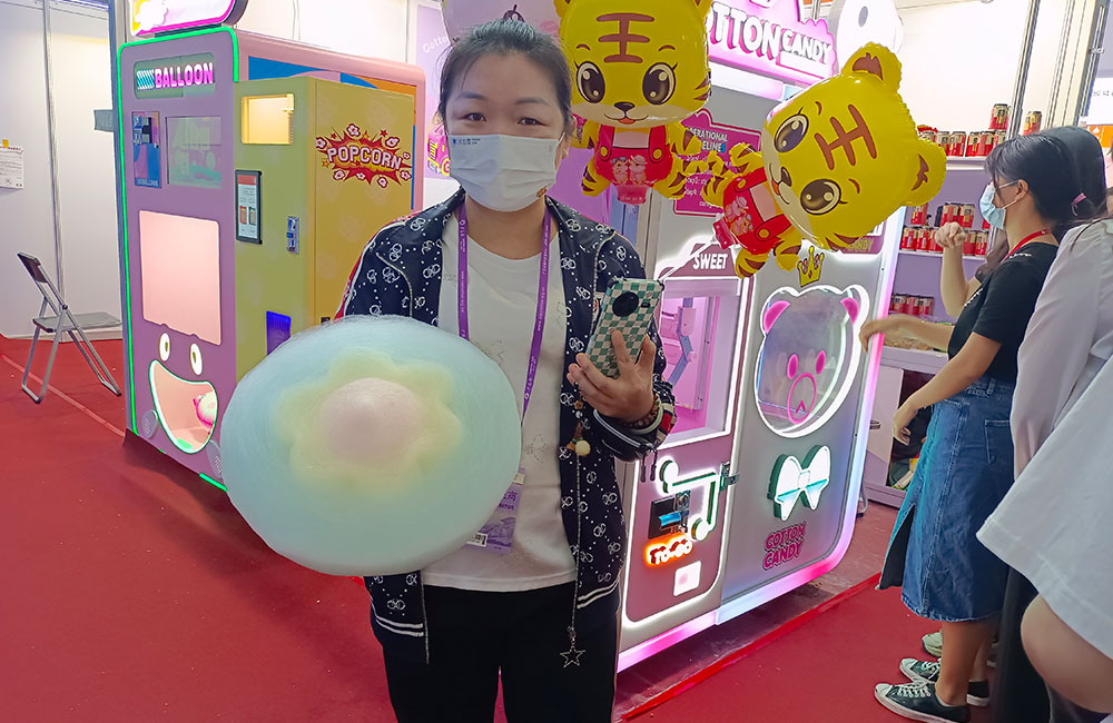 cotton candy machine vending