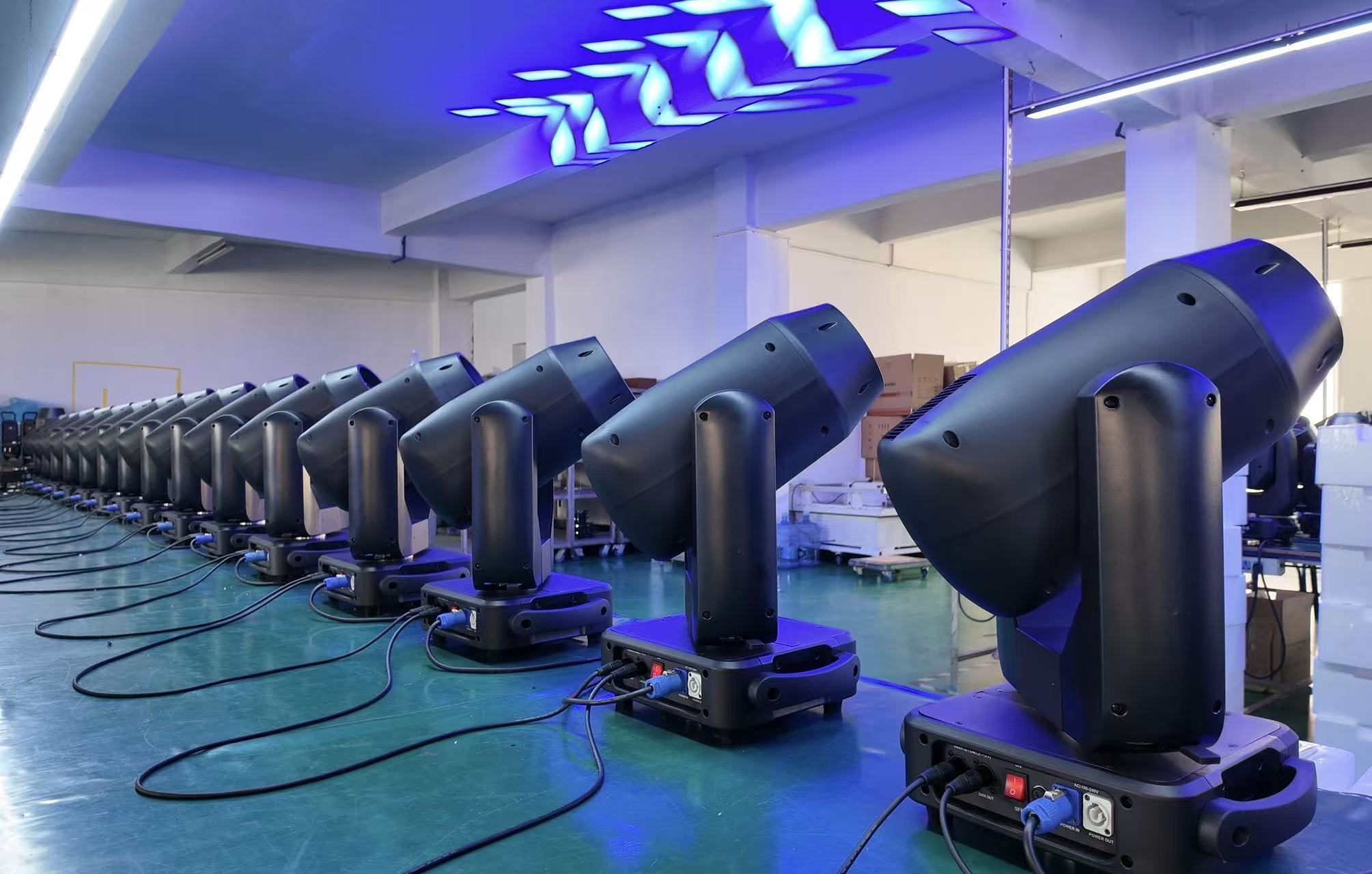 hybrid moving head