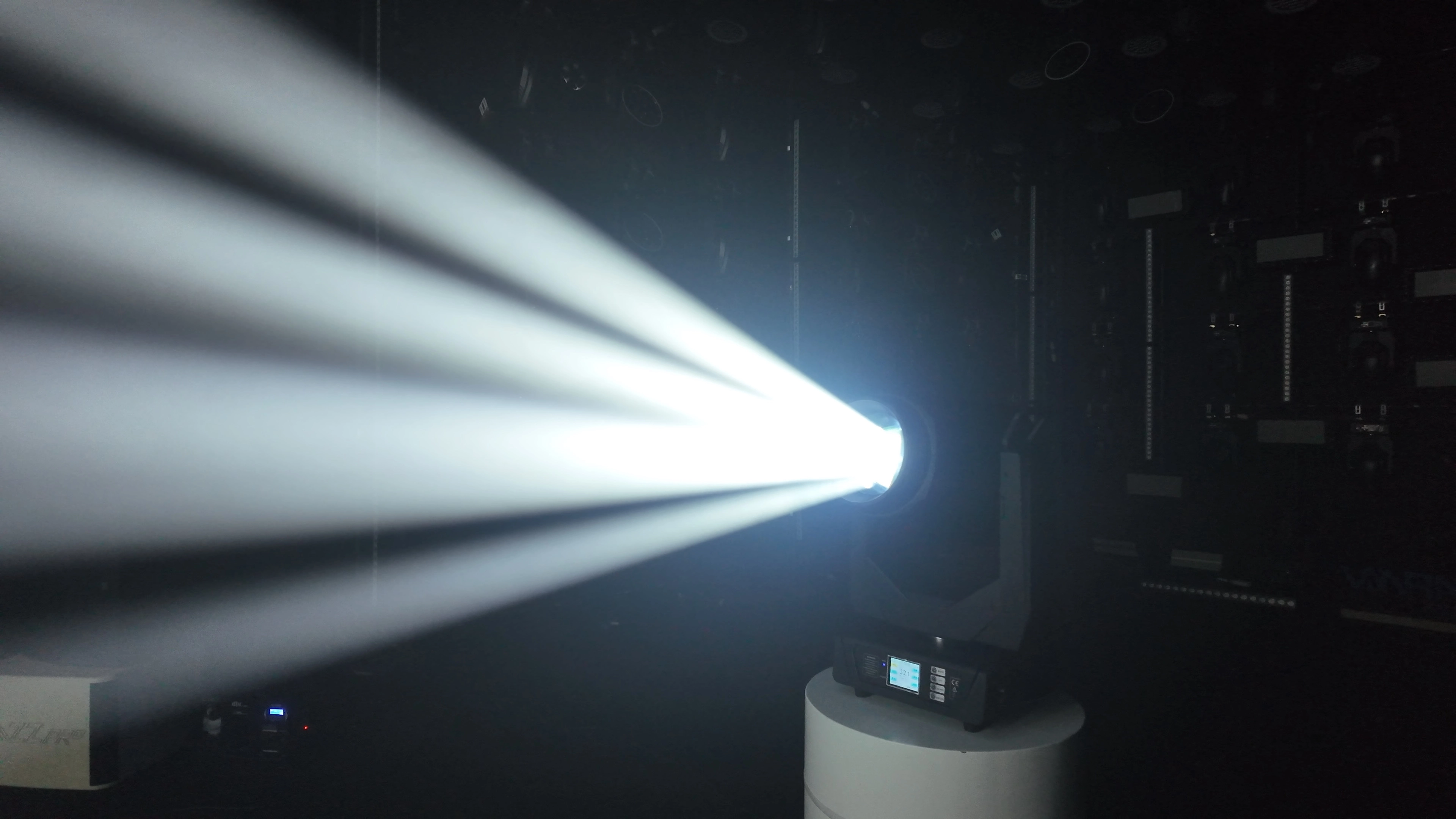 led moving head light - Vanray