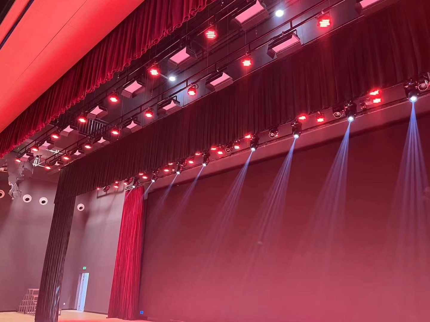 led panels for stage - Vanray