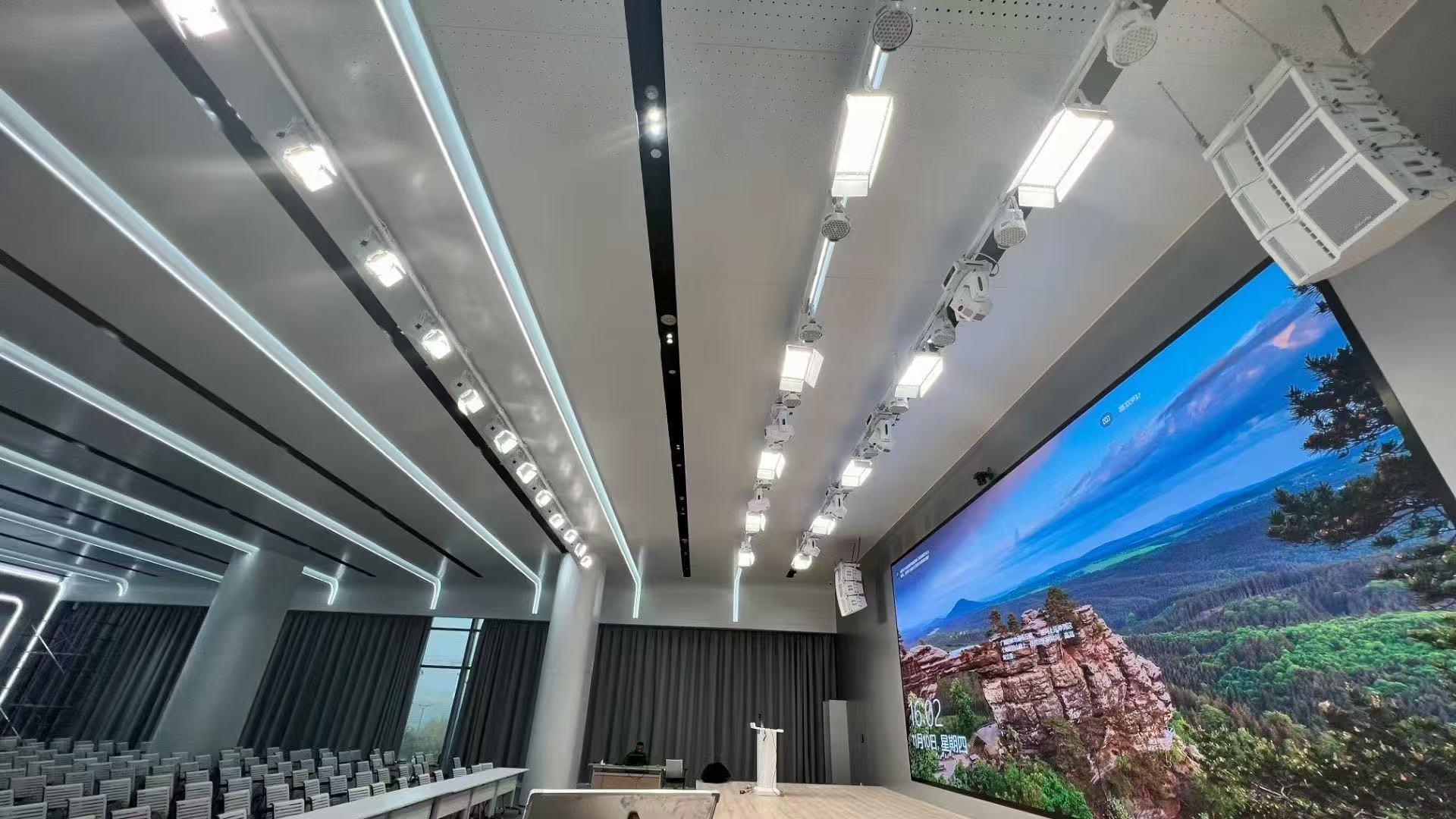 led par light for meeting room