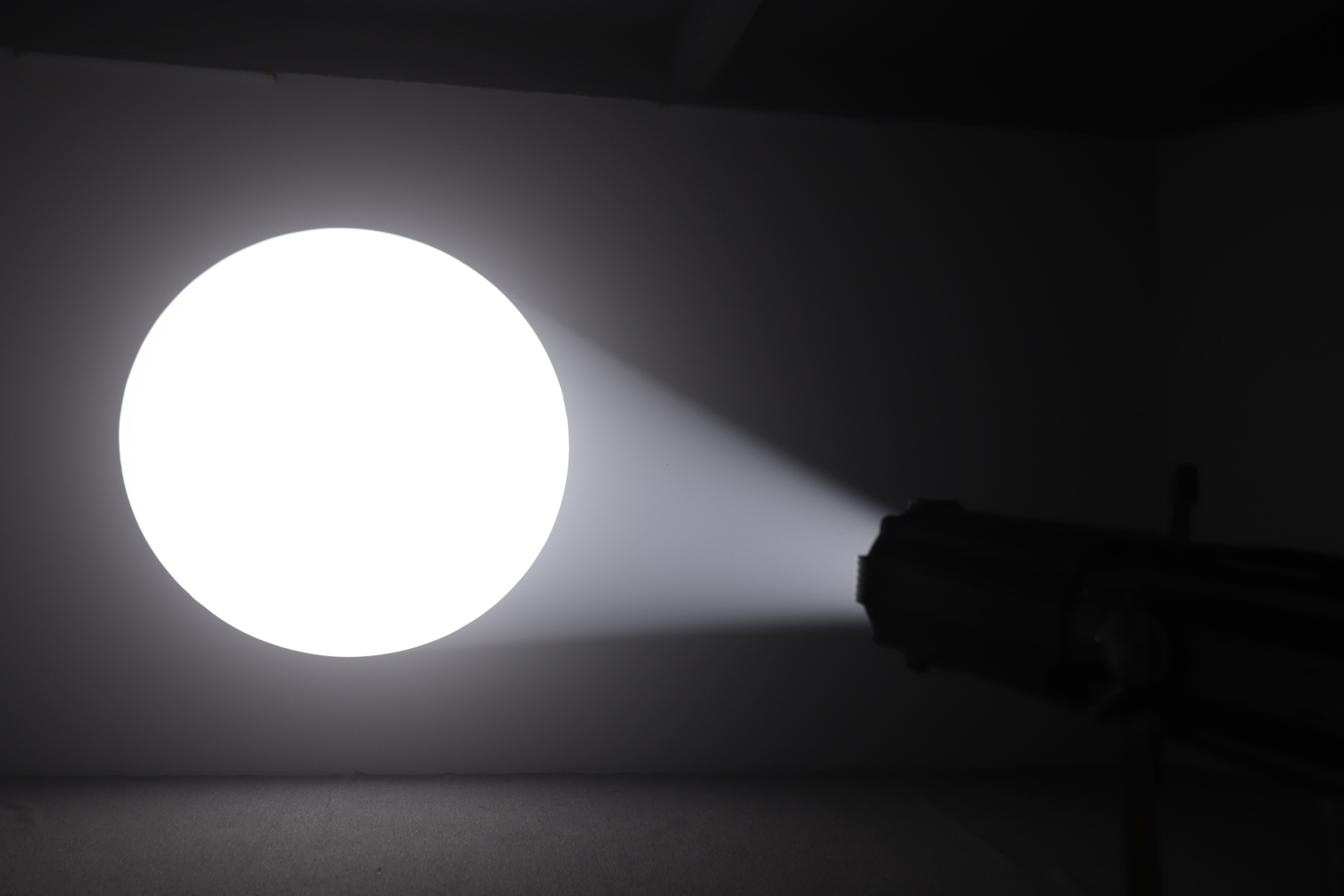 fabricants de spots profilés à LED
