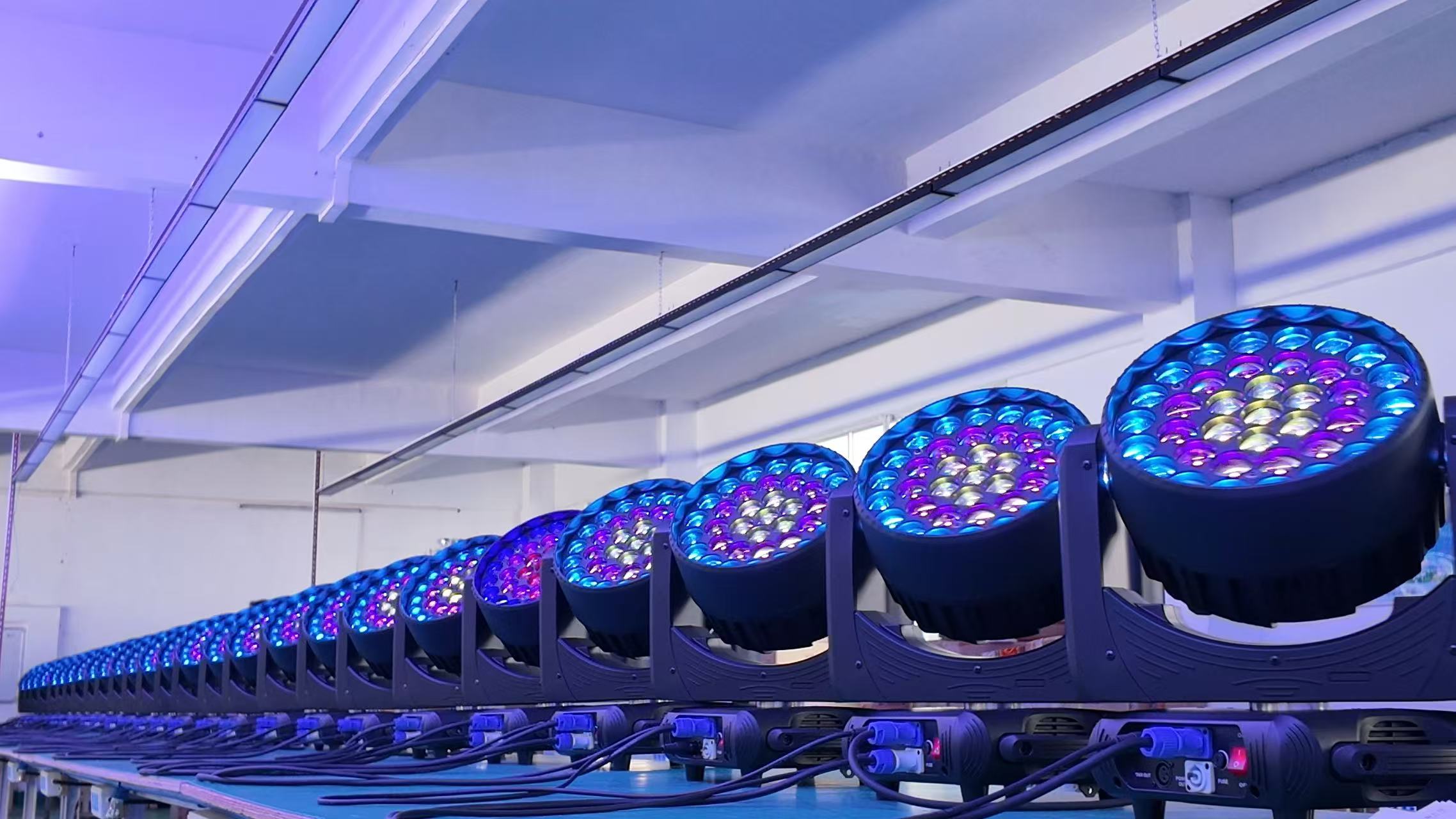 led zoom wash moving head