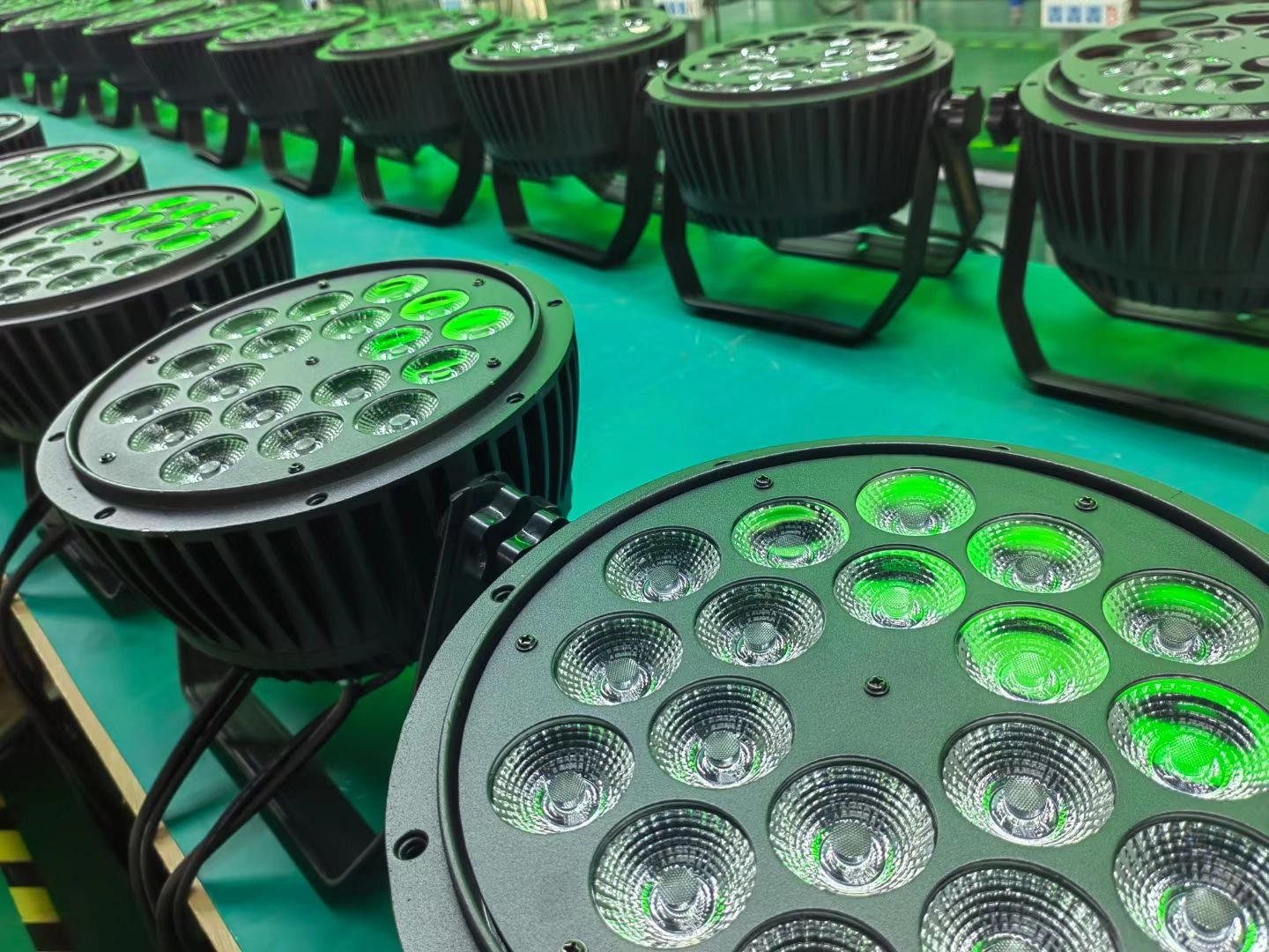 professional-led-par-light-for-stage - Vanray professional led par light for stage - Vanray