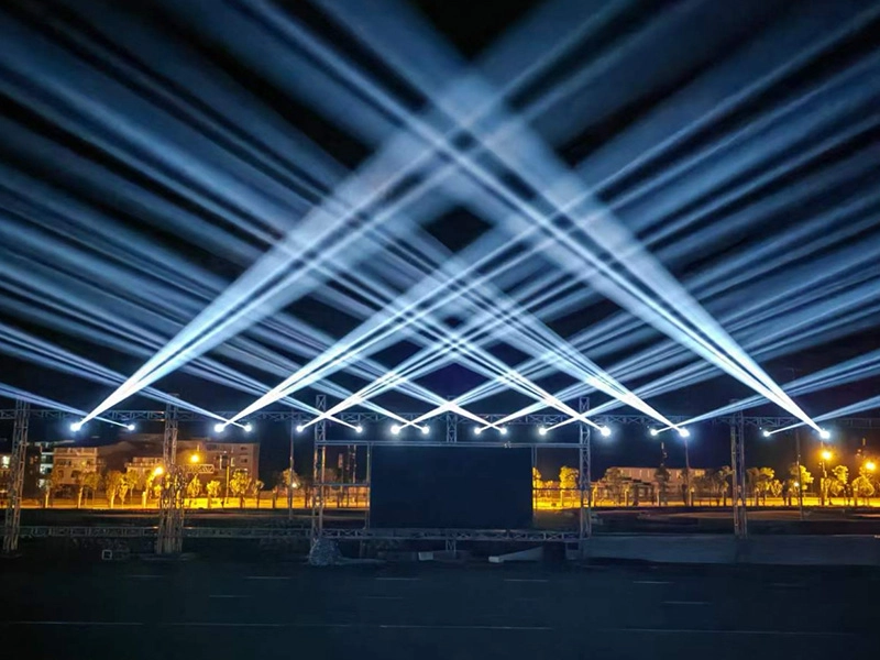 Foco de cabeza móvil impermeable, apto para exteriores - Vanray Adecuado para proyectos al aire libre, luz de cabeza móvil impermeable - Vanray