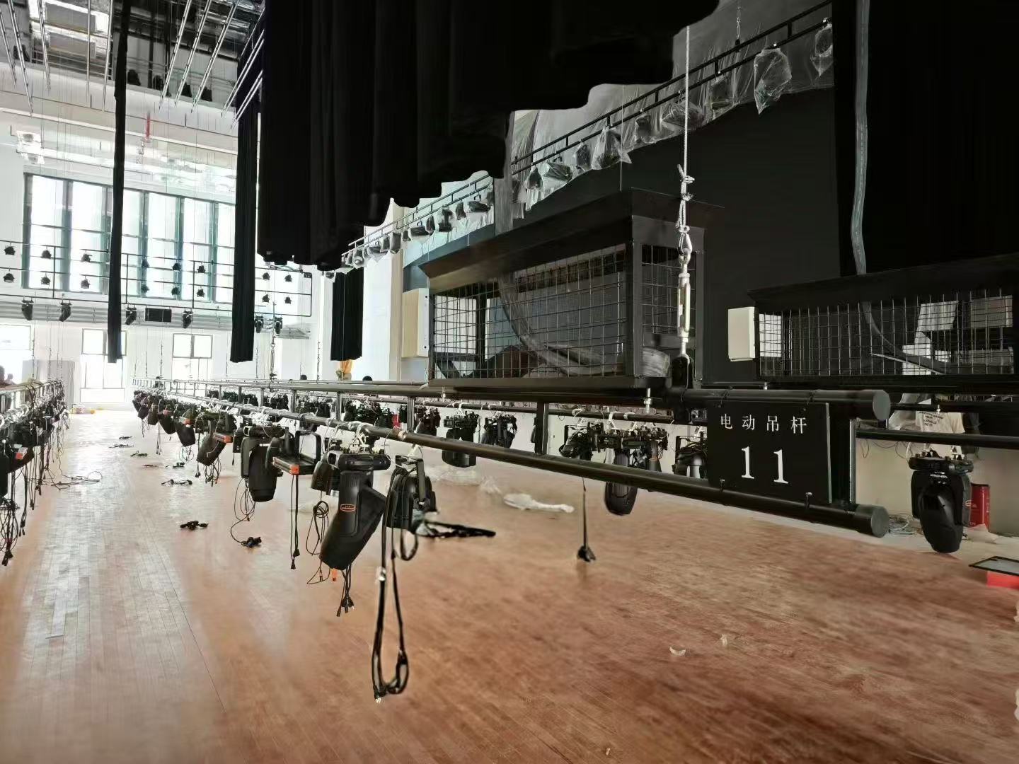 éclairage de scène de théâtre