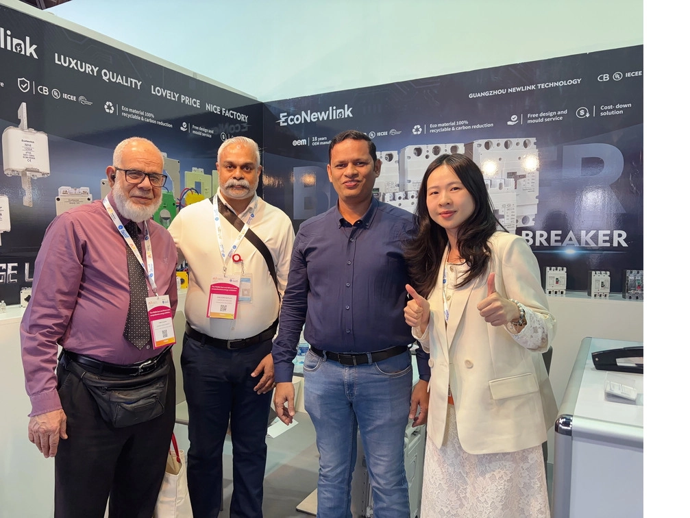 Cooperative customer photo (3) - EcoNewlink