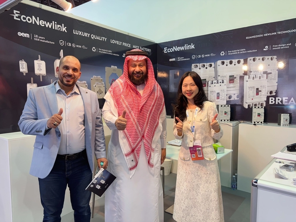 Cooperative customer photo (4) - EcoNewlink