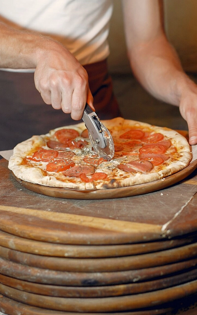 Solutions-tailored-for-pizza-restaurant-needs Solutions tailored for pizza restaurant needs