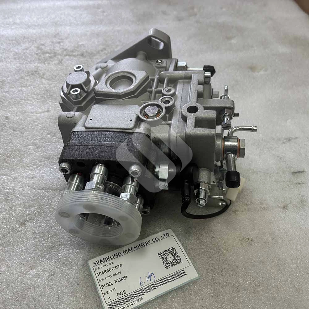 Construction Machinery Spare Parts 104660-7070 Fuel Pump for Nissan Engines QD32 TD27 TD42 Construction machinery fuel pump 104660-7070 for Nissan QD32 TD27 TD42