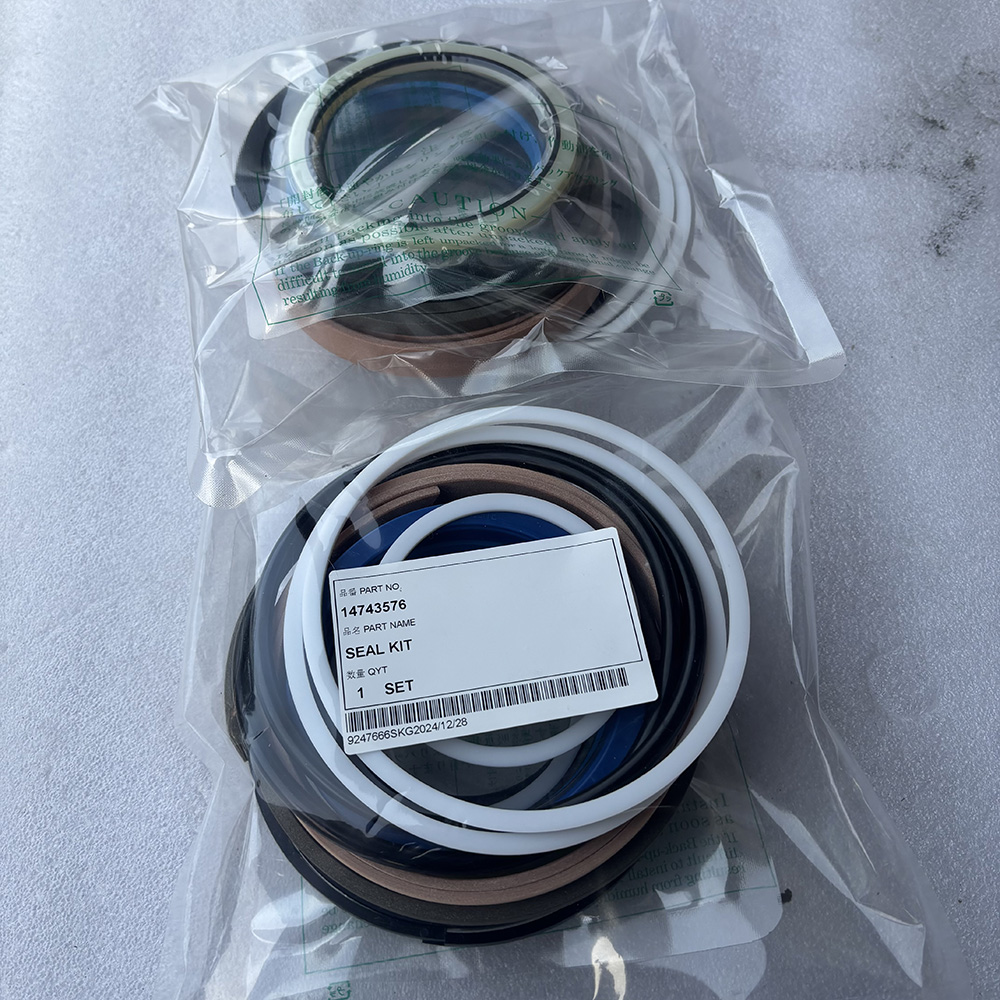EC200D VOE 14743576
VOE14743576 EXCAVATOR BUCKET CYLINDER SEAL KIT