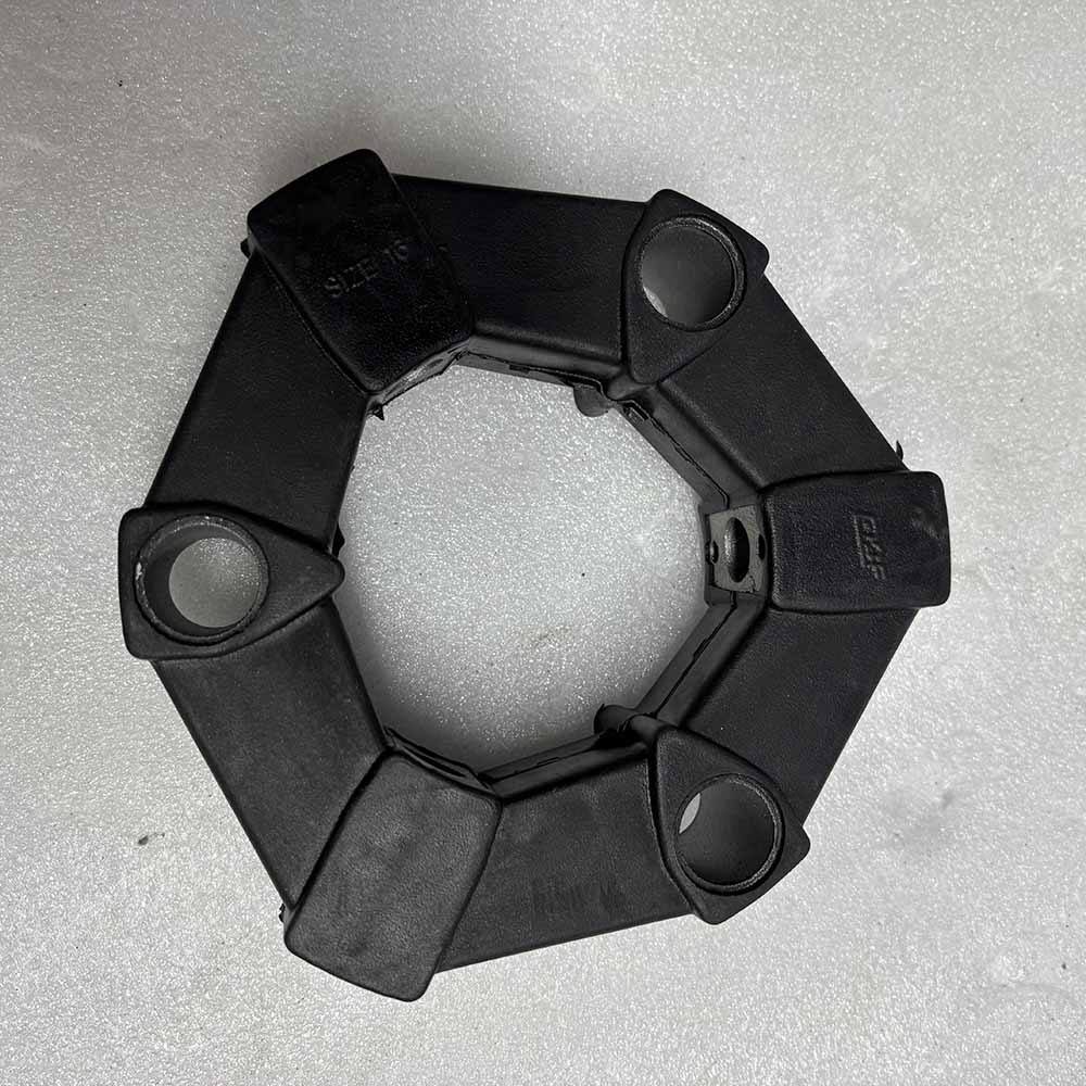 Komatsu-PC35-crawler-excavator-compatible-16A-engine-drive-coupling