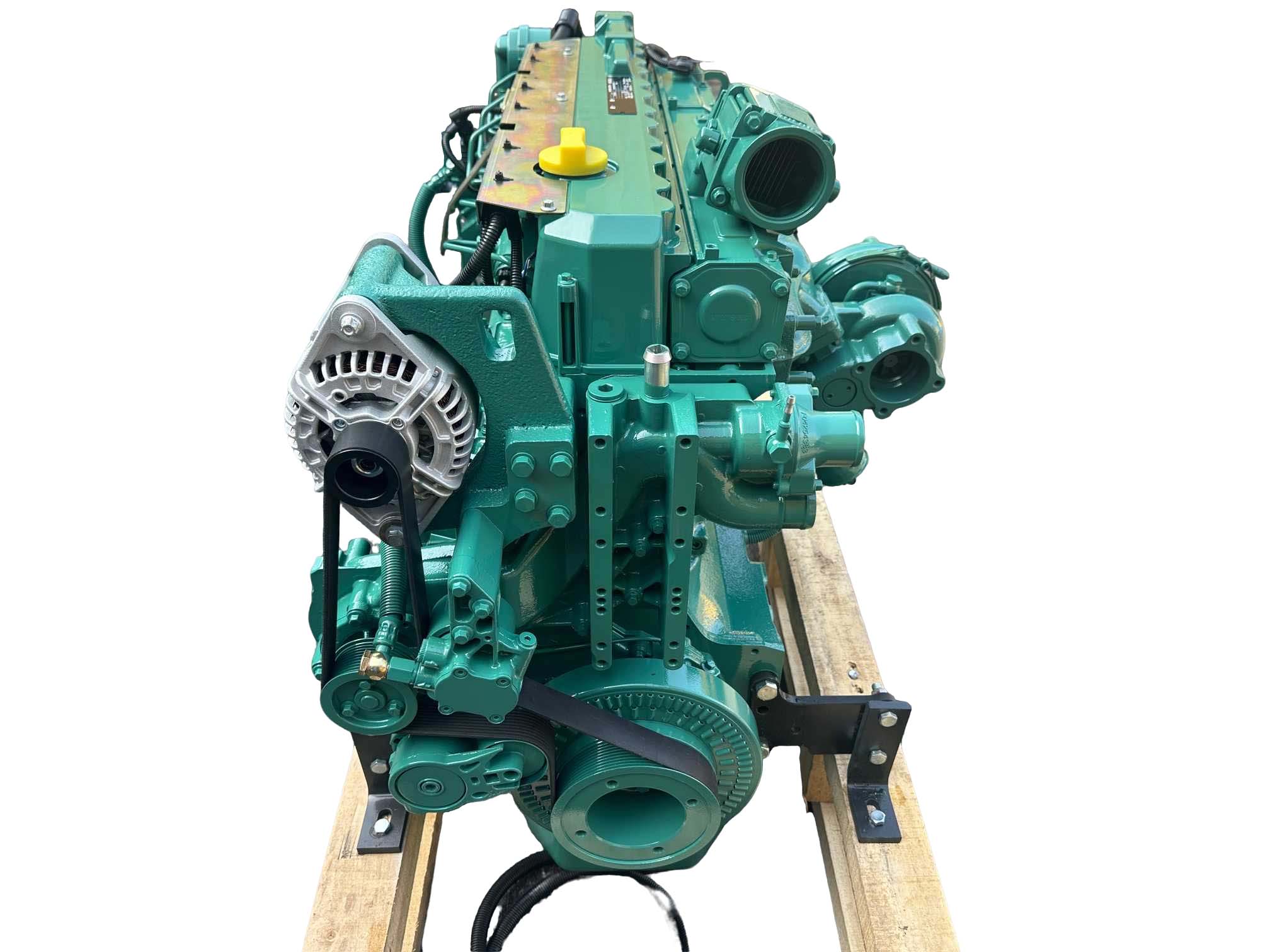 Volvo-L120GZ-7.1L-turbocharged-engine-side-view