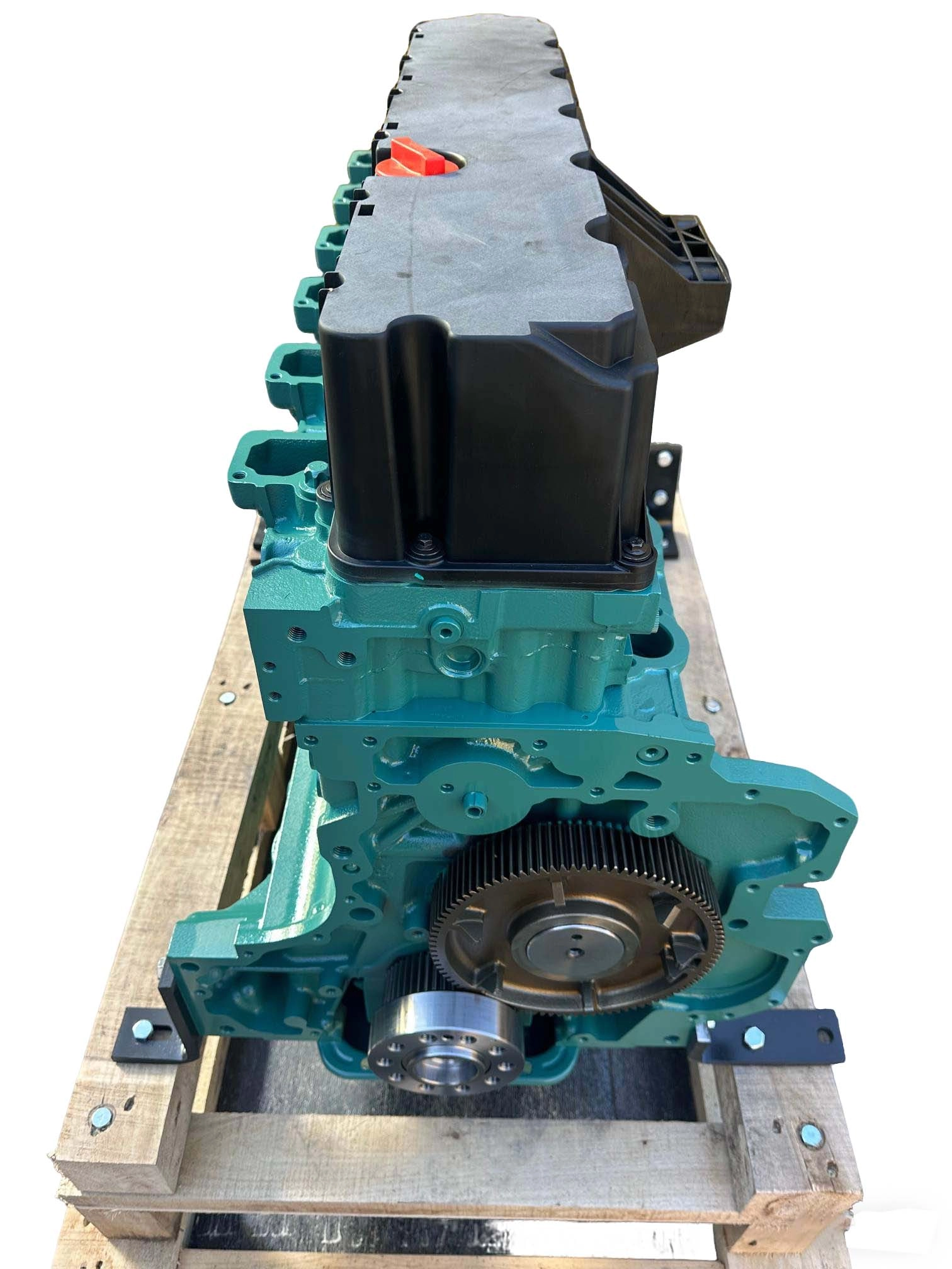 Volvo-7.7L-D8K-industrial-motor-with-Common-Rail-injection