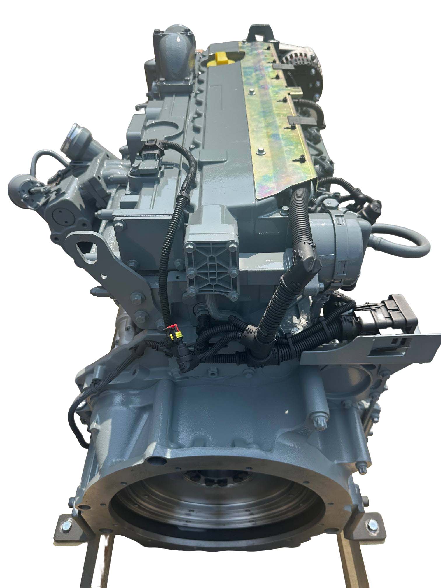 DEUTZ-TCD2012L062V-6-cylinder-industrial-diesel-engine-side-view