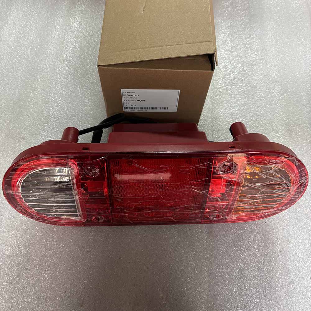 21Q4-60212 Rear Lamp RH Compatible with Hyundai Wheel Excavators R140W-9 R140W-9A R190W-9 R210W-9 Right Rear Tail Light Assembly Hyundai R140W-9 R140W-9A Right Rear Tail Light