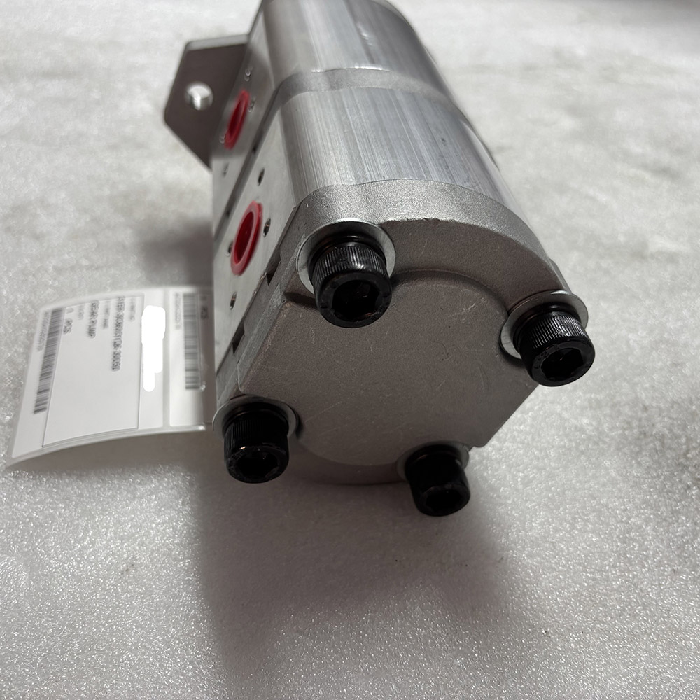 Wheeled Excavators Spare Parts 31ER-30360 31Q6-30050 HCE GEAR PUMP for Hyundai Excavator Hydraulic system R170W-7 R200W-7 R210W-9S