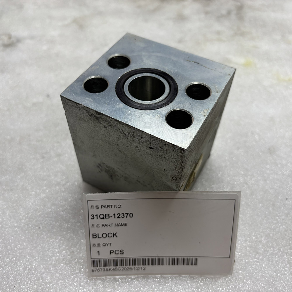 High quality engine block for Hyundai R480LC series