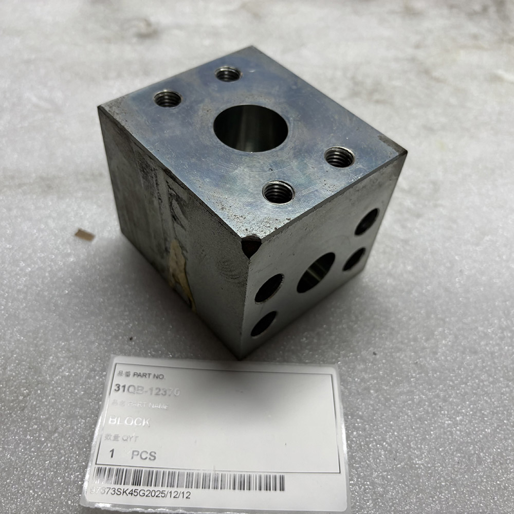 Diesel engine block 31QB-12370 heavy equipment parts
