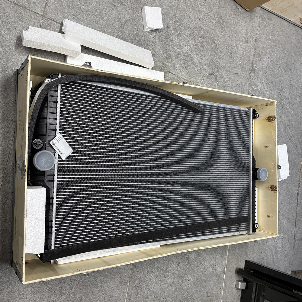 Heavy-duty radiator for CAT 972H and 980C