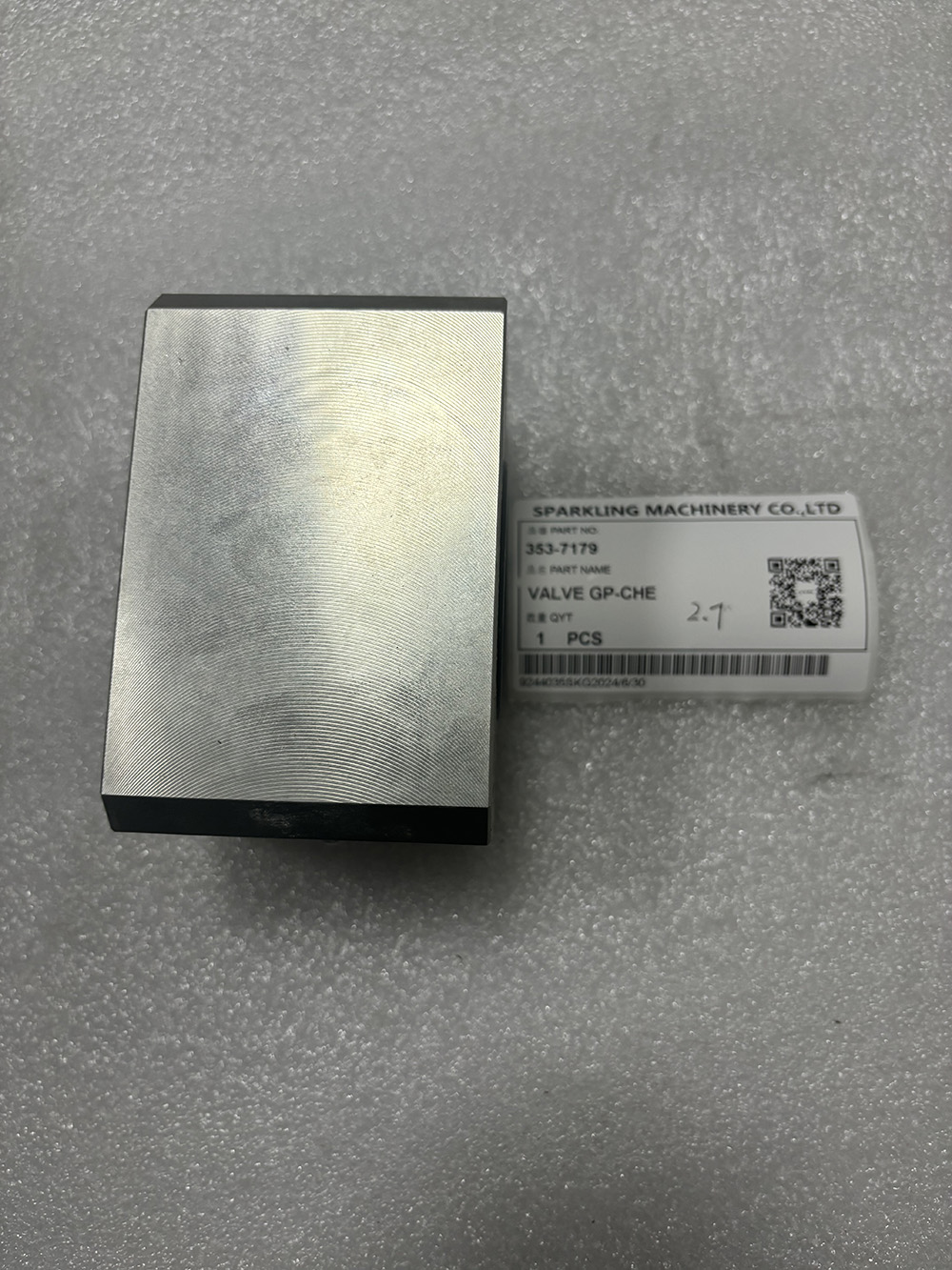 VALVE GP-CHECK, 353‑7179, 3537179, Cat wheel loader valve, Caterpillar hydraulic check valve, Cat 982 XE parts, Cat 982M valve, Cat 980 valve, D10T2 tractor valve, Caterpillar OEM valve, aftermarket Cat valve.