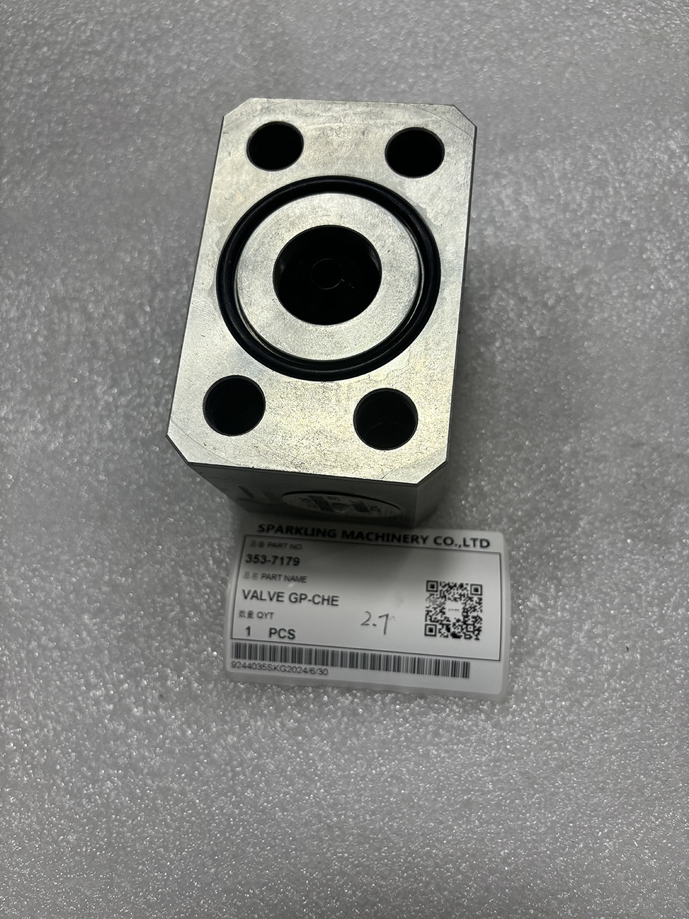 VALVE GP-CHECK, 353‑7179, 3537179, Cat wheel loader valve, Caterpillar hydraulic check valve, Cat 982 XE parts, Cat 982M valve, Cat 980 valve, D10T2 tractor valve, Caterpillar OEM valve, aftermarket Cat valve.